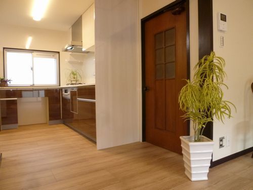 ワンルームキッチン側